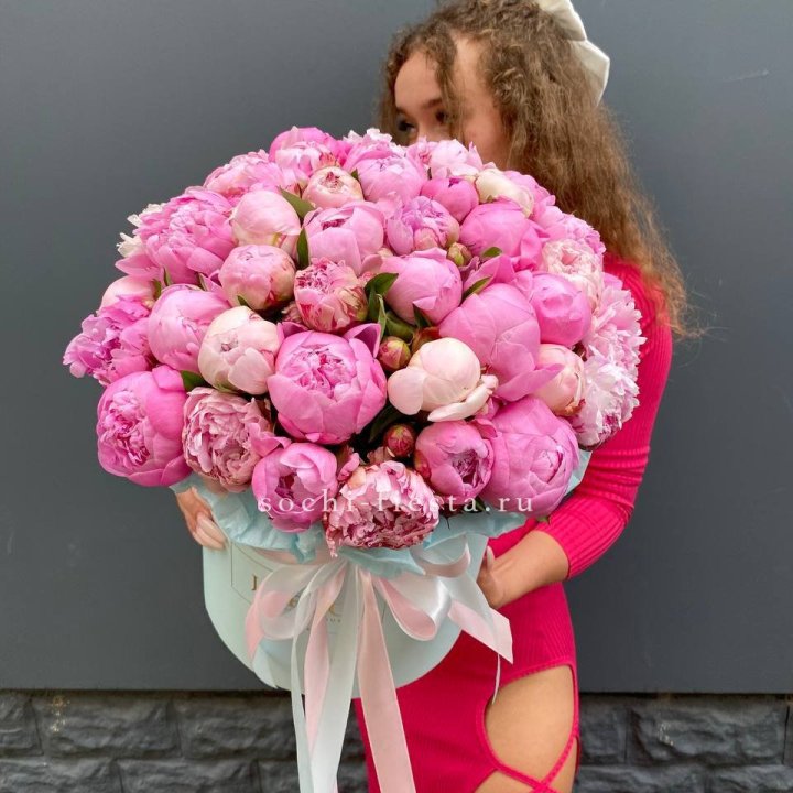 51 пион в цилиндре в Нижнекамске