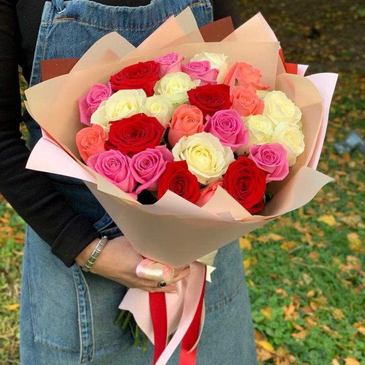 25 роз "Карусель" в Нижнекамске