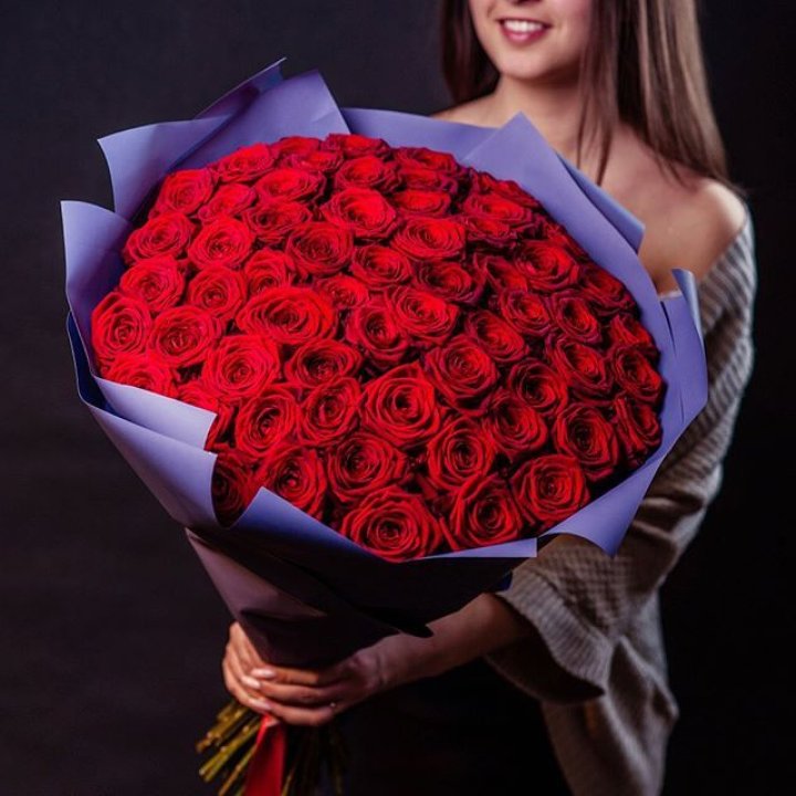 71 красная роза в Нижнекамске