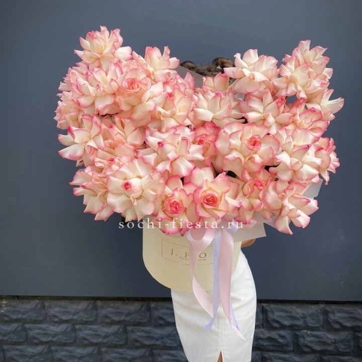 31 французская роза Джумилия в боксе в Нижнекамске