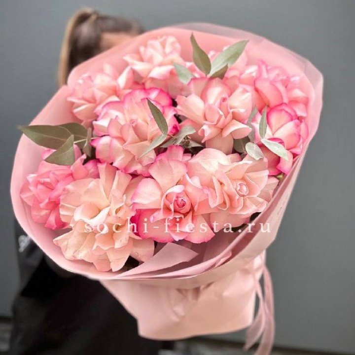 Нежно- розовые французские розы Венди в Нижнекамске