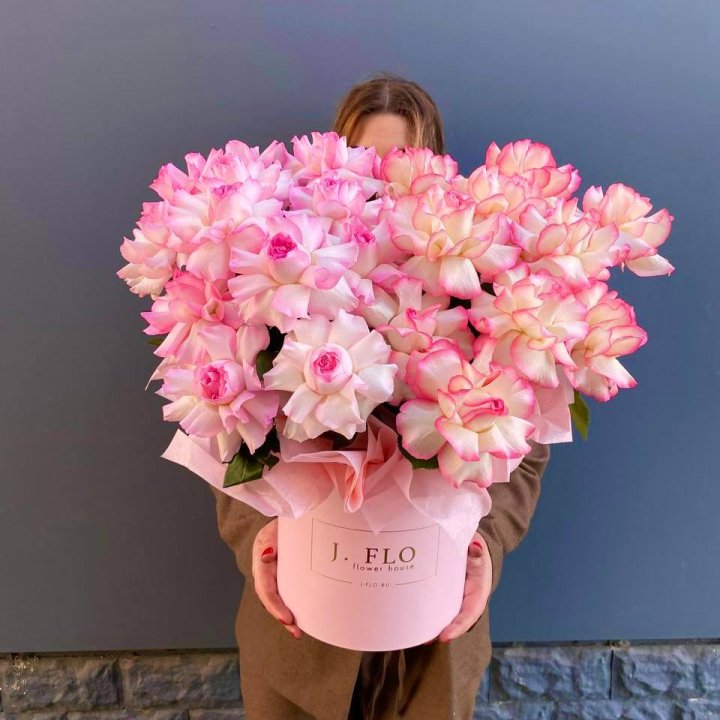 25 Французских роз микс в боксе в Нижнекамске