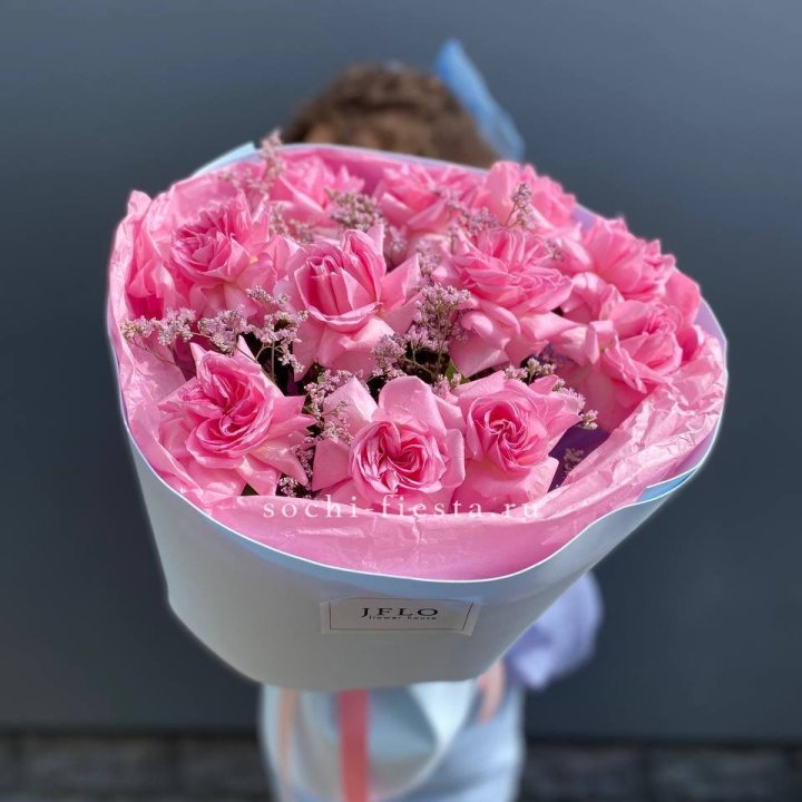 Букет французских розовых роз  в Нижнекамске