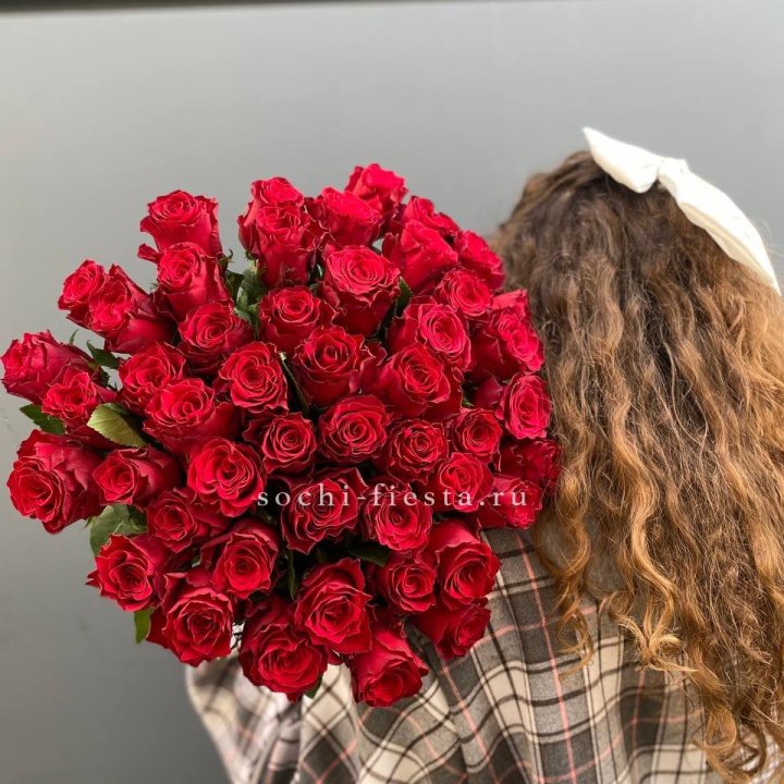 51 красная роза в Нижнекамске