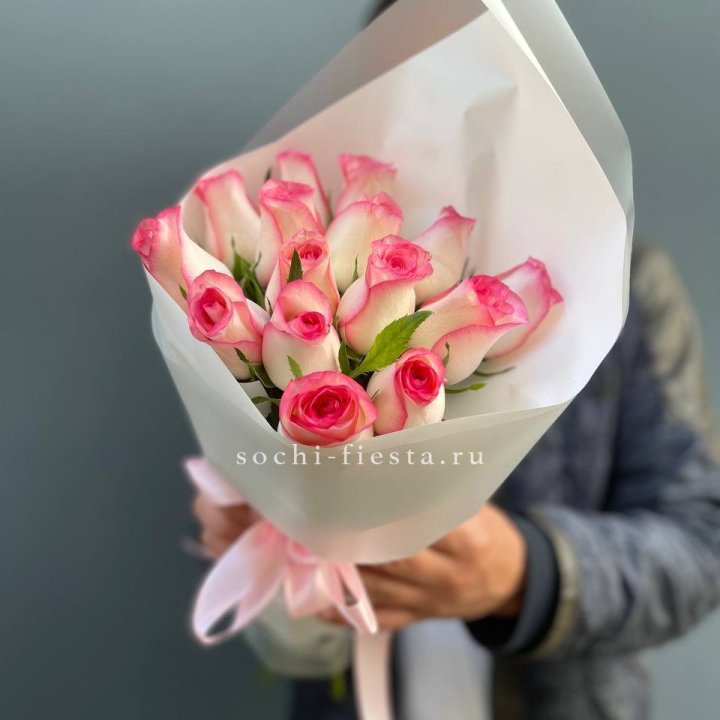 15 роз "Джумилия" в Нижнекамске