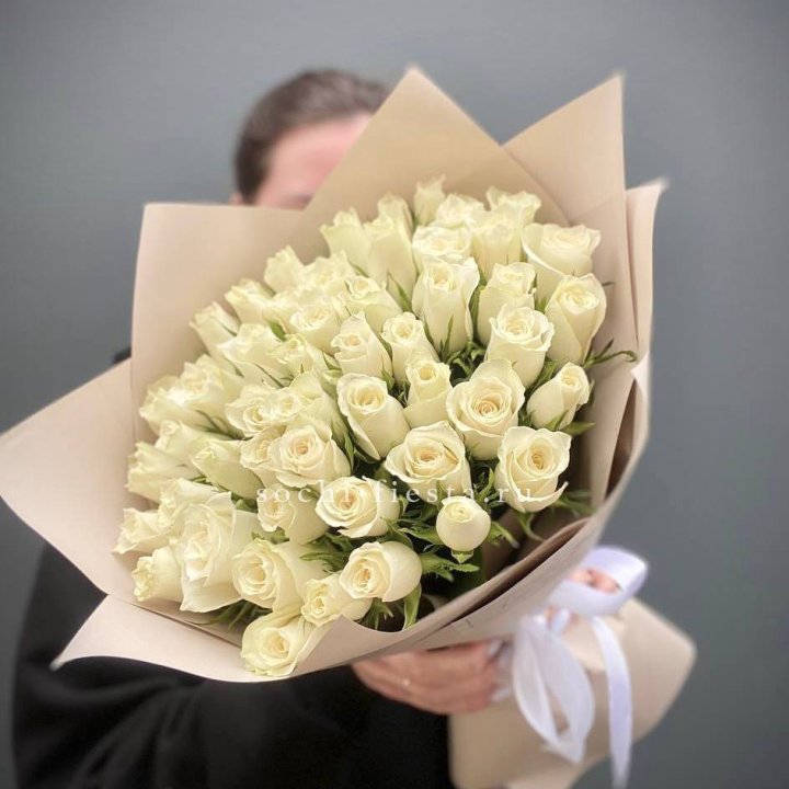 51 белая кенийская роза  в Нижнекамске