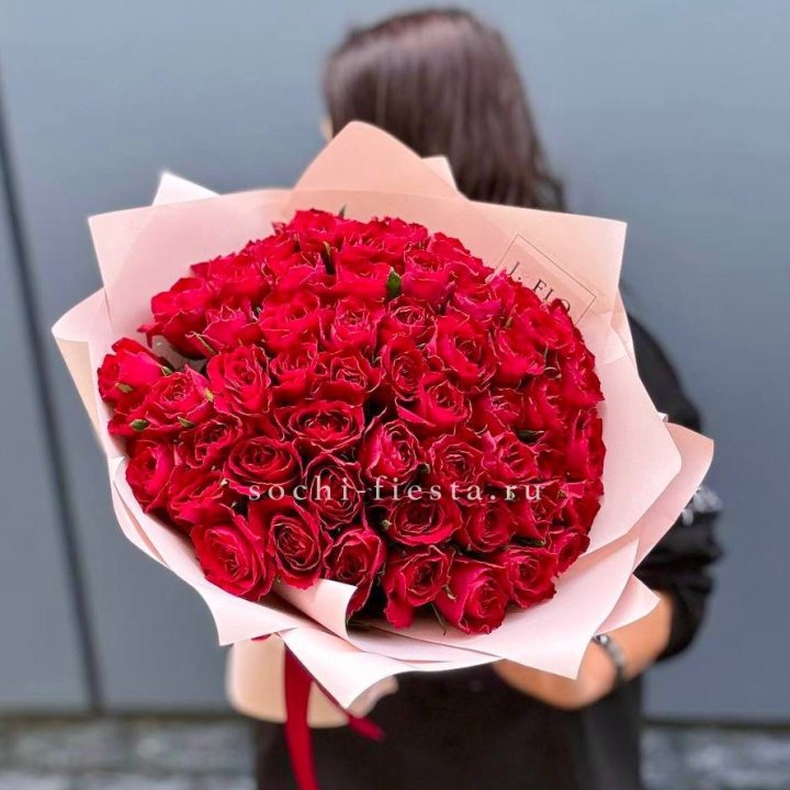55 кенийских роз в Нижнекамске