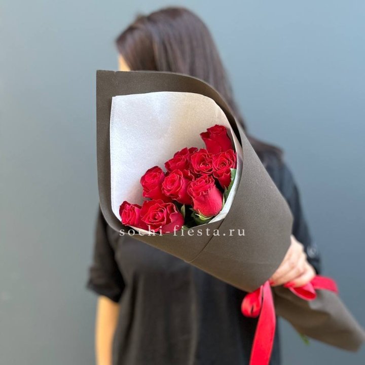 9 красных роз в фоамиране в Нижнекамске