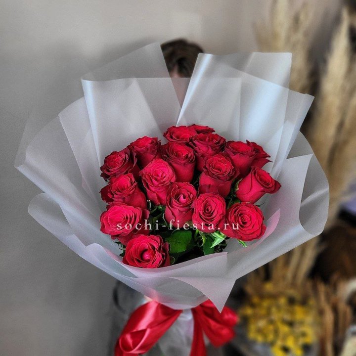 17 красных роз "Нет времени ждать" в Нижнекамске