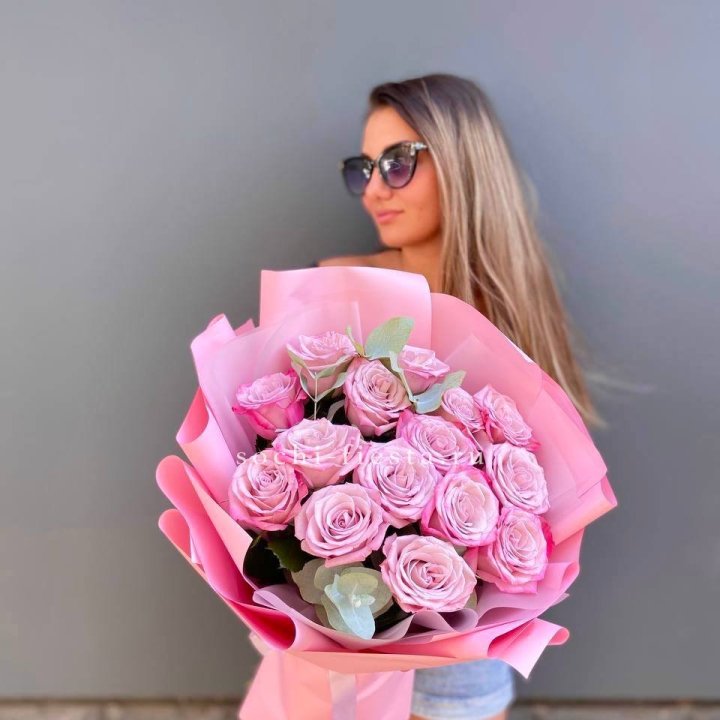 Букет розовых роз 2 в Нижнекамске