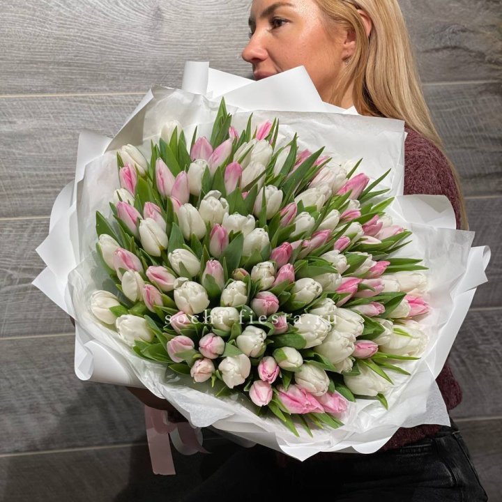 101 тюльпан нежный микс в Нижнекамске