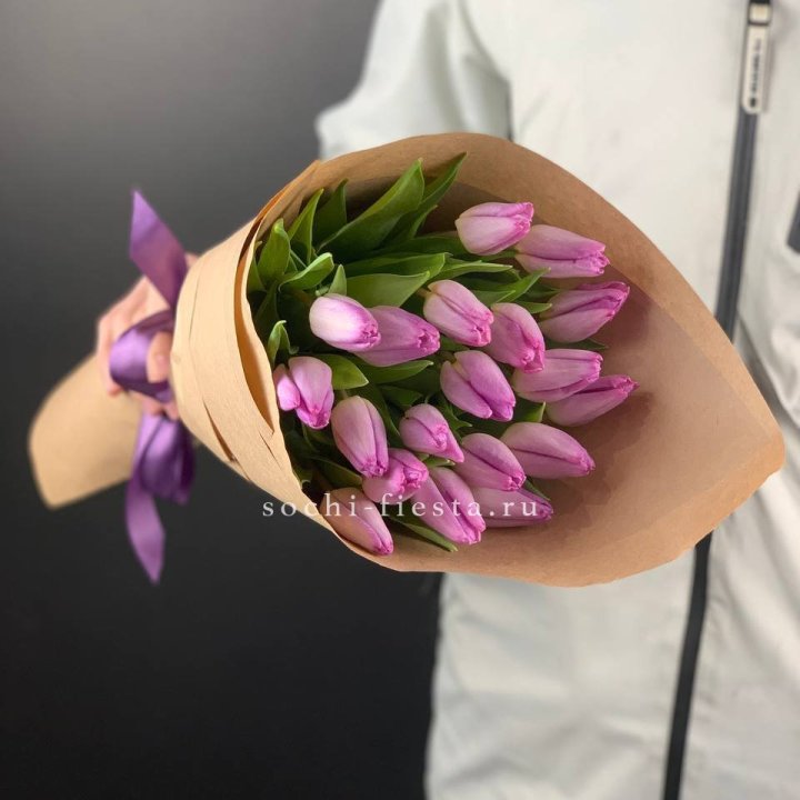 19 розовых  тюльпанов в Нижнекамске